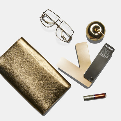 Pantone Fashion, Home + Interiors (FHI) Metallic Shimmers Color Guide